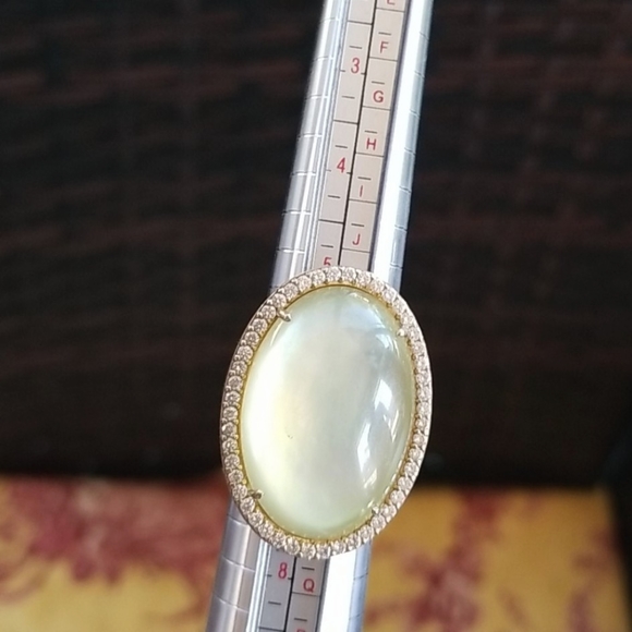 ROBERTO COIN Lemon Quartz Cocktail Ring - Picture 8 of 16